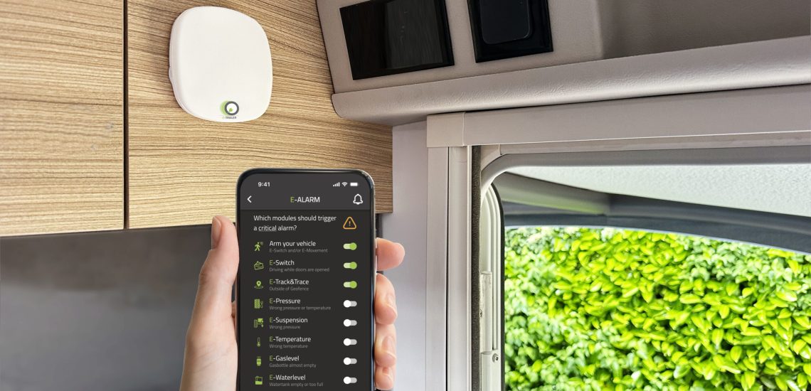 E-Alarm van E-Trailer met alarmgeluid en alarmlicht voor beveiliging van camper en caravan